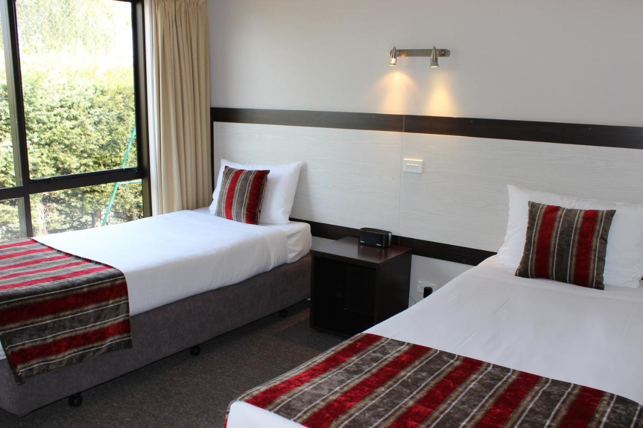 Quality Inn Acapulco Таупо Екстер'єр фото